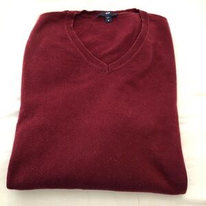 Gap Lightweight V-Neck Sweater